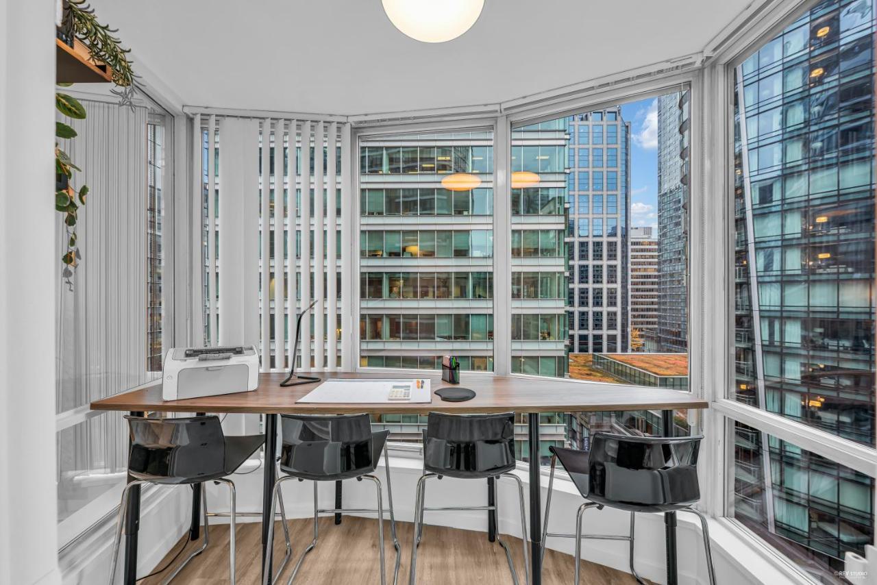 1-Br Condo In Downtown Coal Harbour With Parking And City Views Vancouver Dış mekan fotoğraf