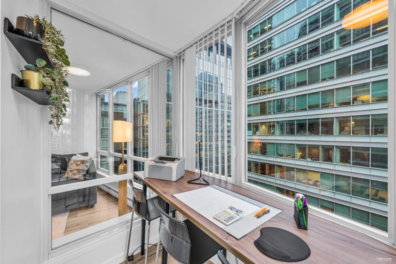 1-Br Condo In Downtown Coal Harbour With Parking And City Views Vancouver Dış mekan fotoğraf